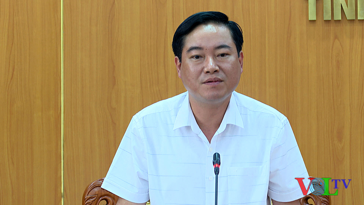 Đồng chí Trần Đức Thuấn - Bí thư Huyện ủy, Chủ tịch HĐND huyện phát biểu tại hội nghị (1).png